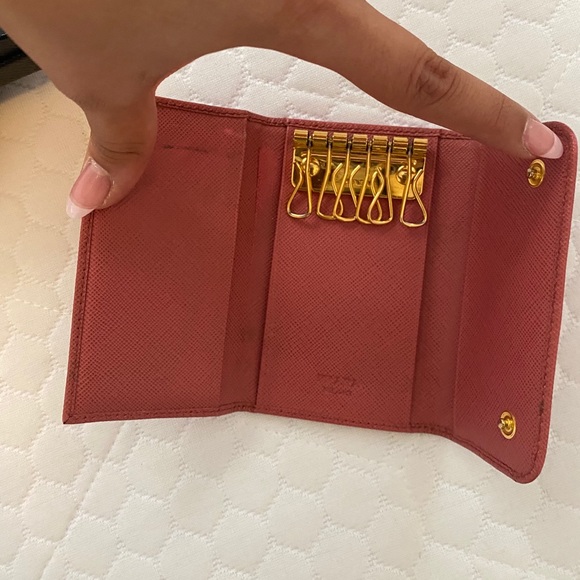 ♦️PRADA KEY CHAIN WALLET ♦️ - Picture 2 of 6